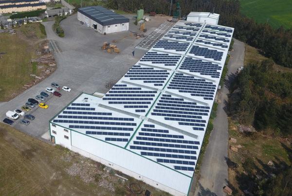 Instalación energía solar fotovoltaica Laminados Villapol
